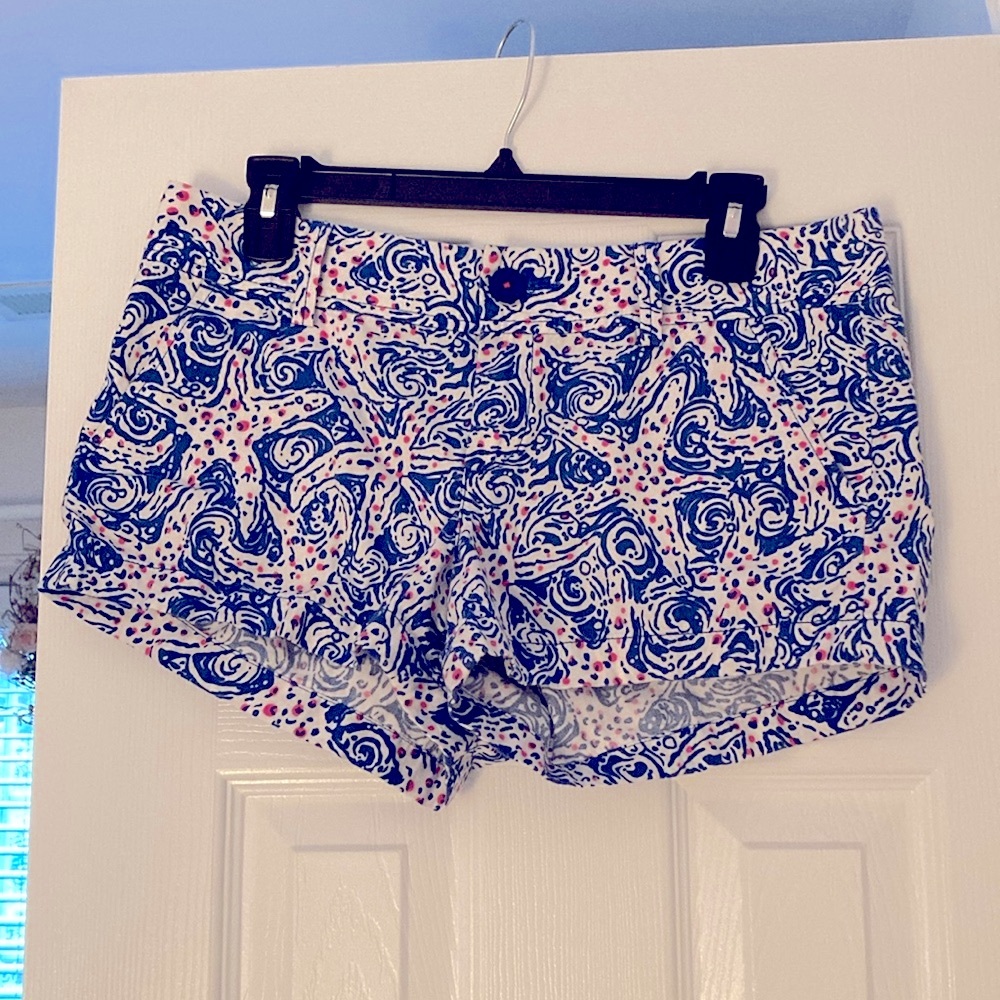 Lilly Pulitzer Walsh Shorts - Stylish Blue, White & Pink Patterned